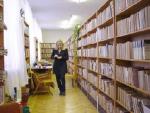 2001 - 32 tys. woluminów i p. Anna Majcher